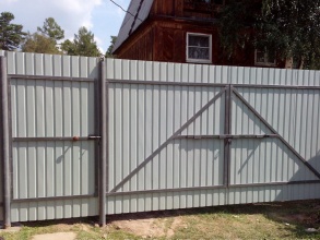 Забор с воротами и калиткой 100 метров фото в Адлере